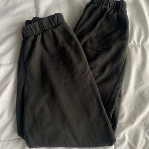 BRANDY MELVILLE black sweatpants